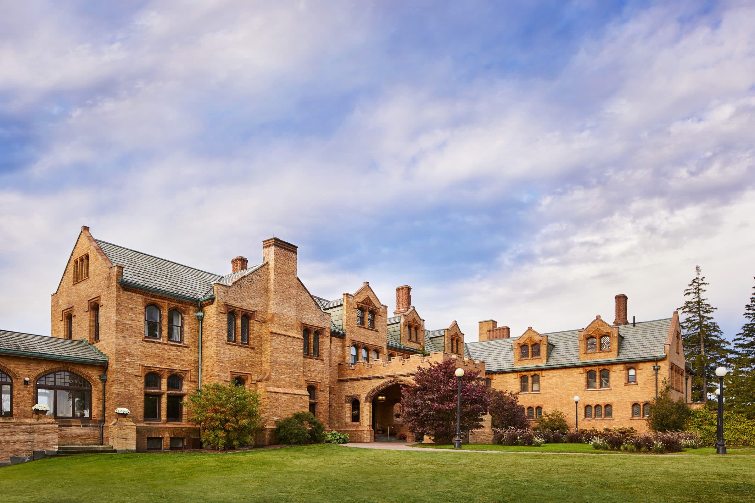 Wyndhurst Mansion
